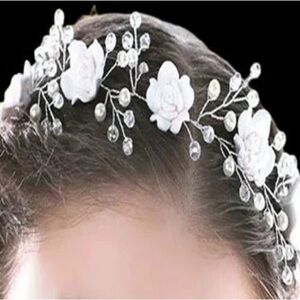Elegant Off White Floral Hair Accessory